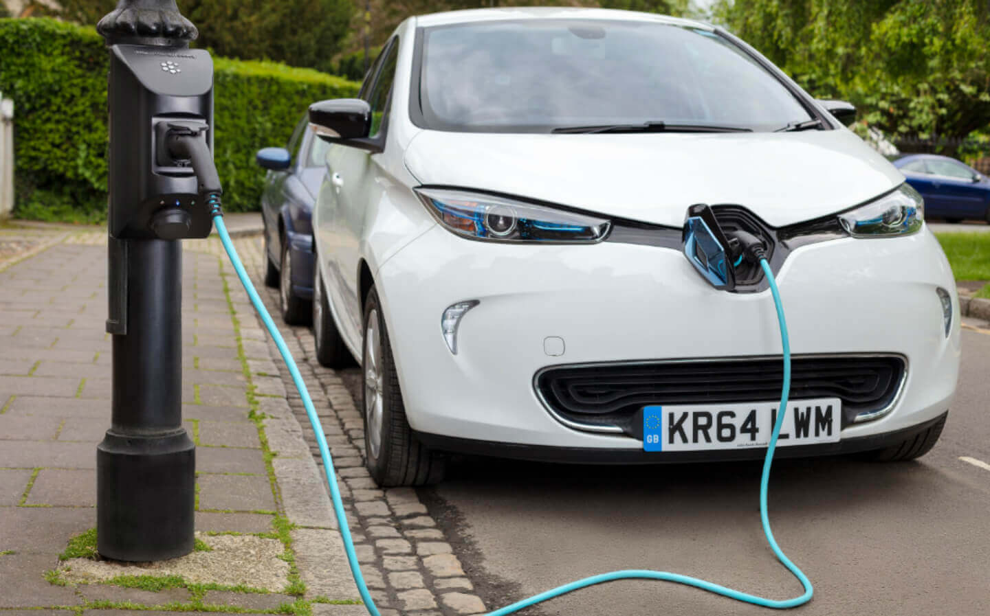 Infrastructure for green cars in Ukraine -1