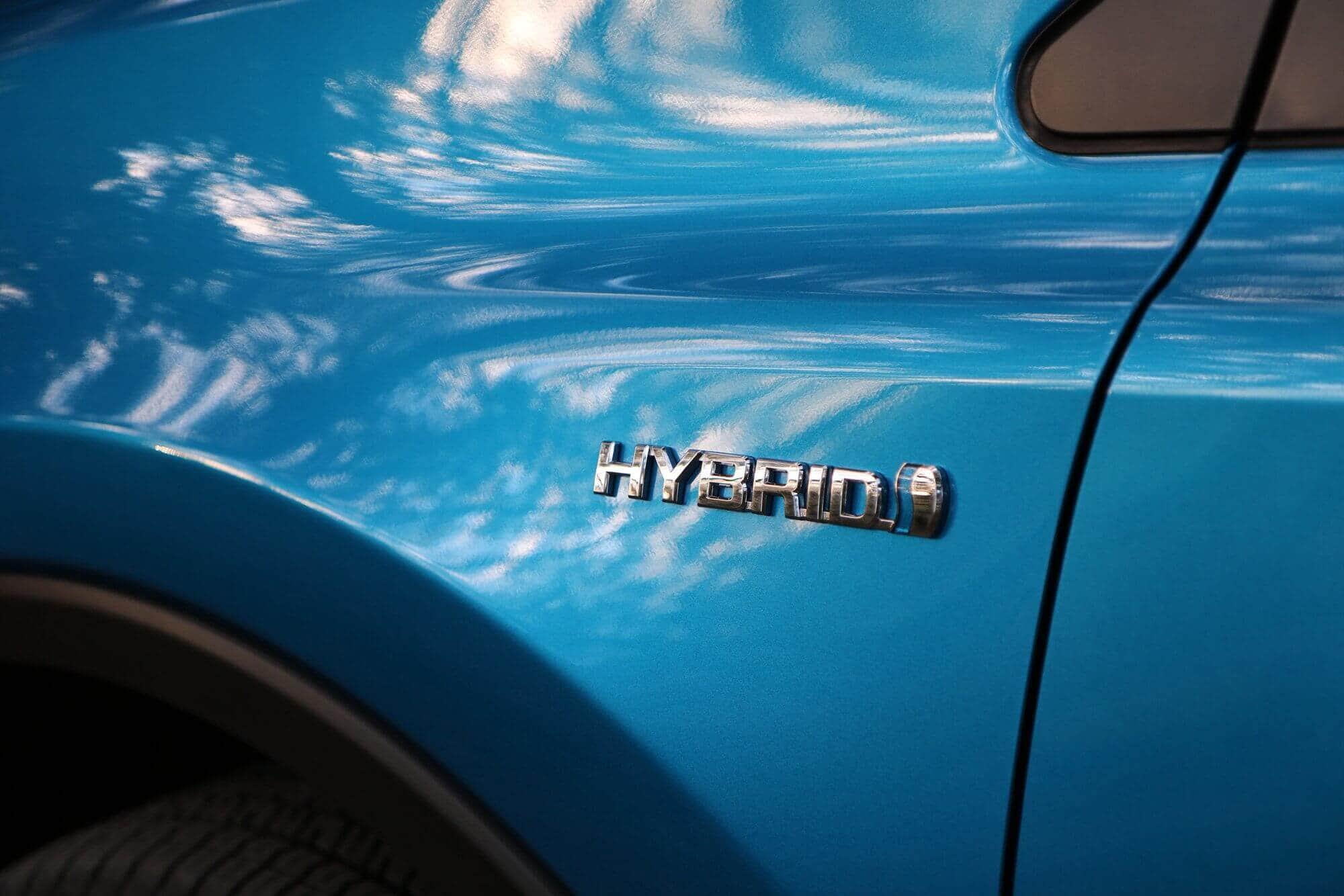 Оренда електромобіля чи гібридного авто? -1