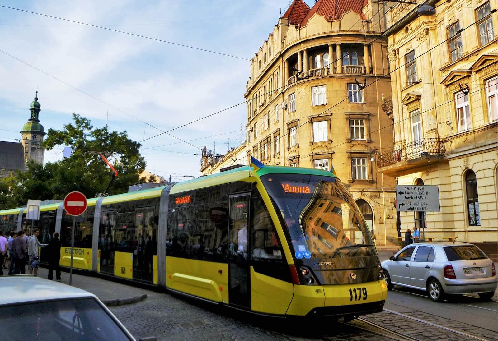 Відрядження у Львів: ідеальне авто для ділових поїздок -1